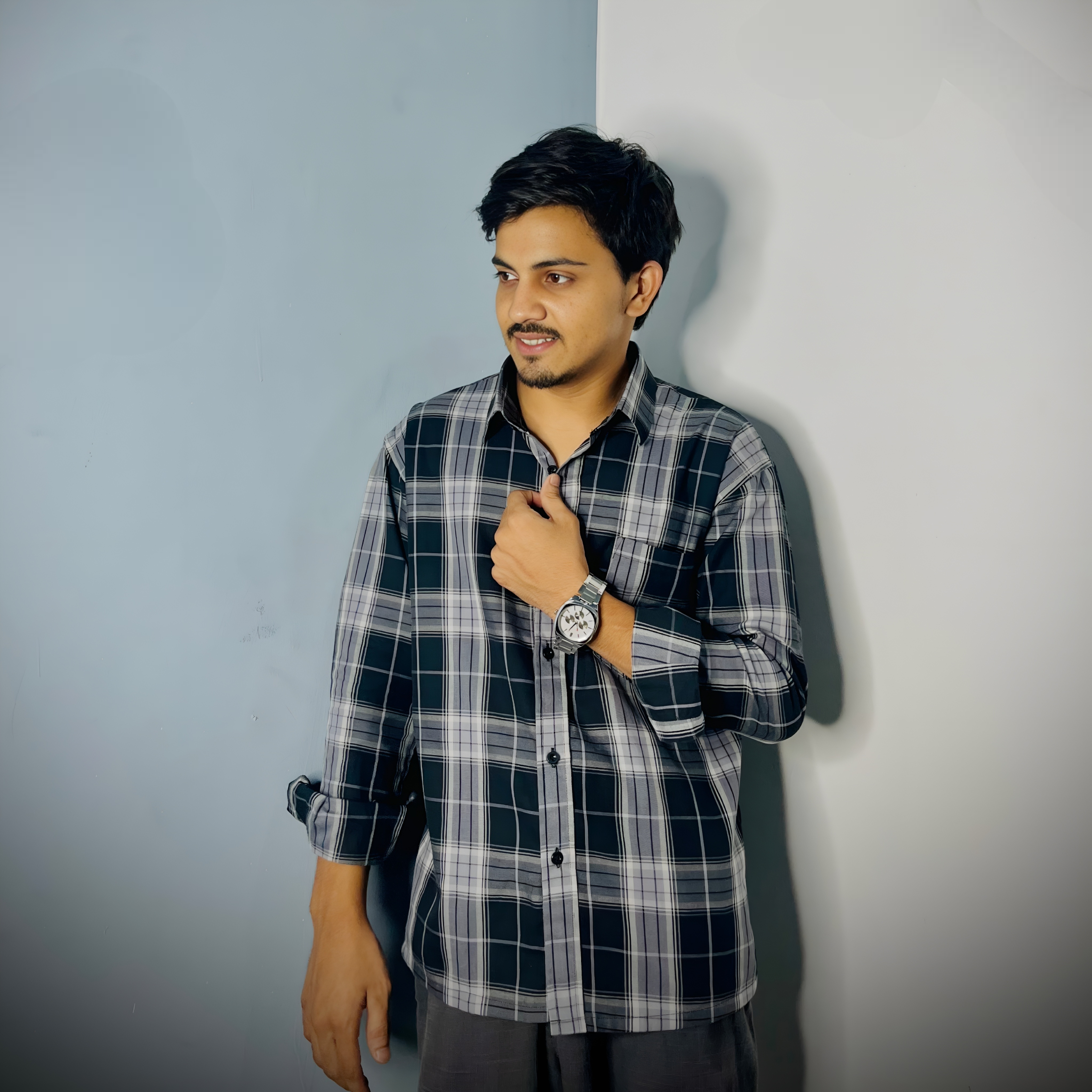TLvastra Men's Boxy Fit Checked Shir
