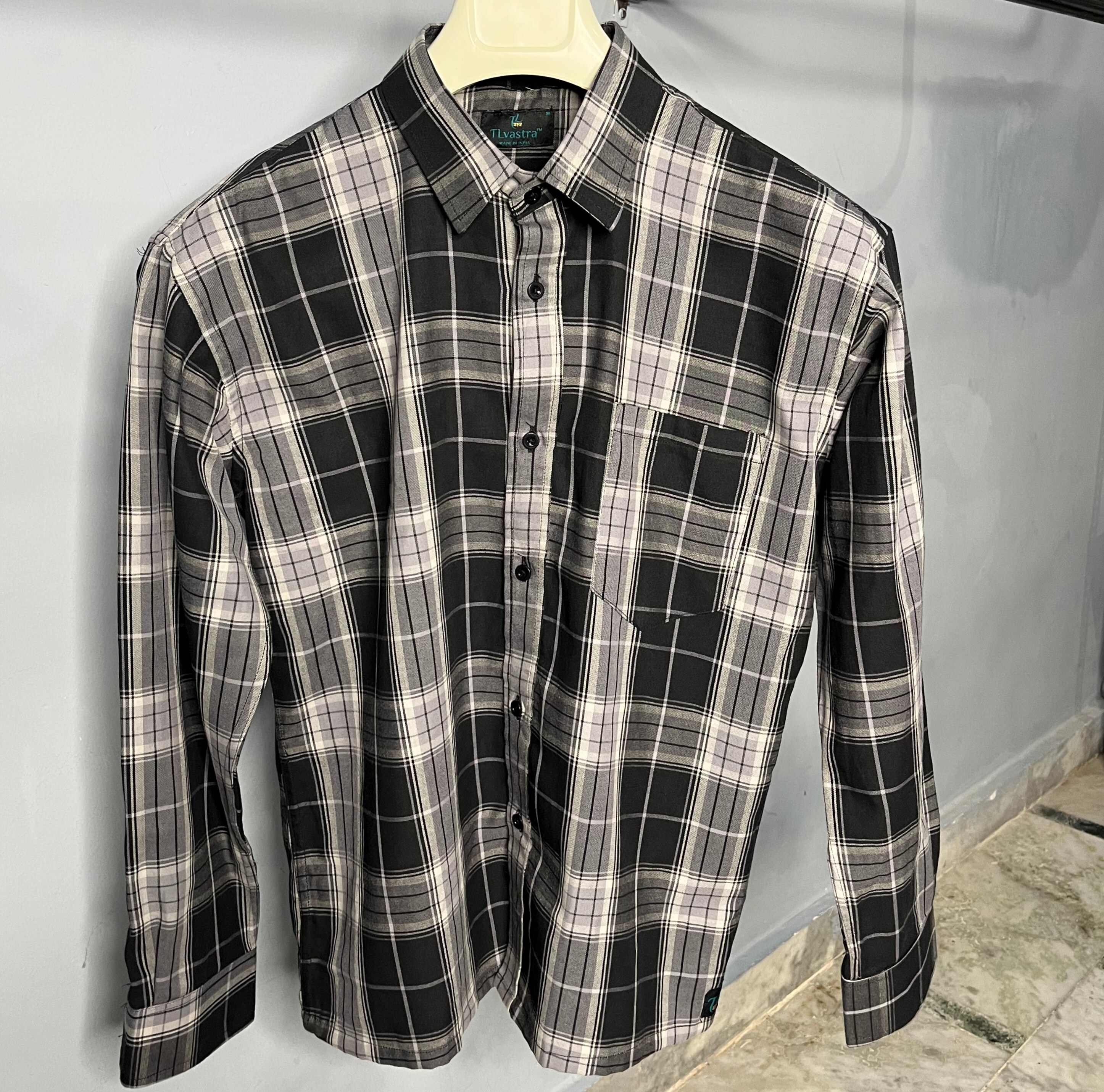 TLvastra Men's Boxy Fit Checked Shir