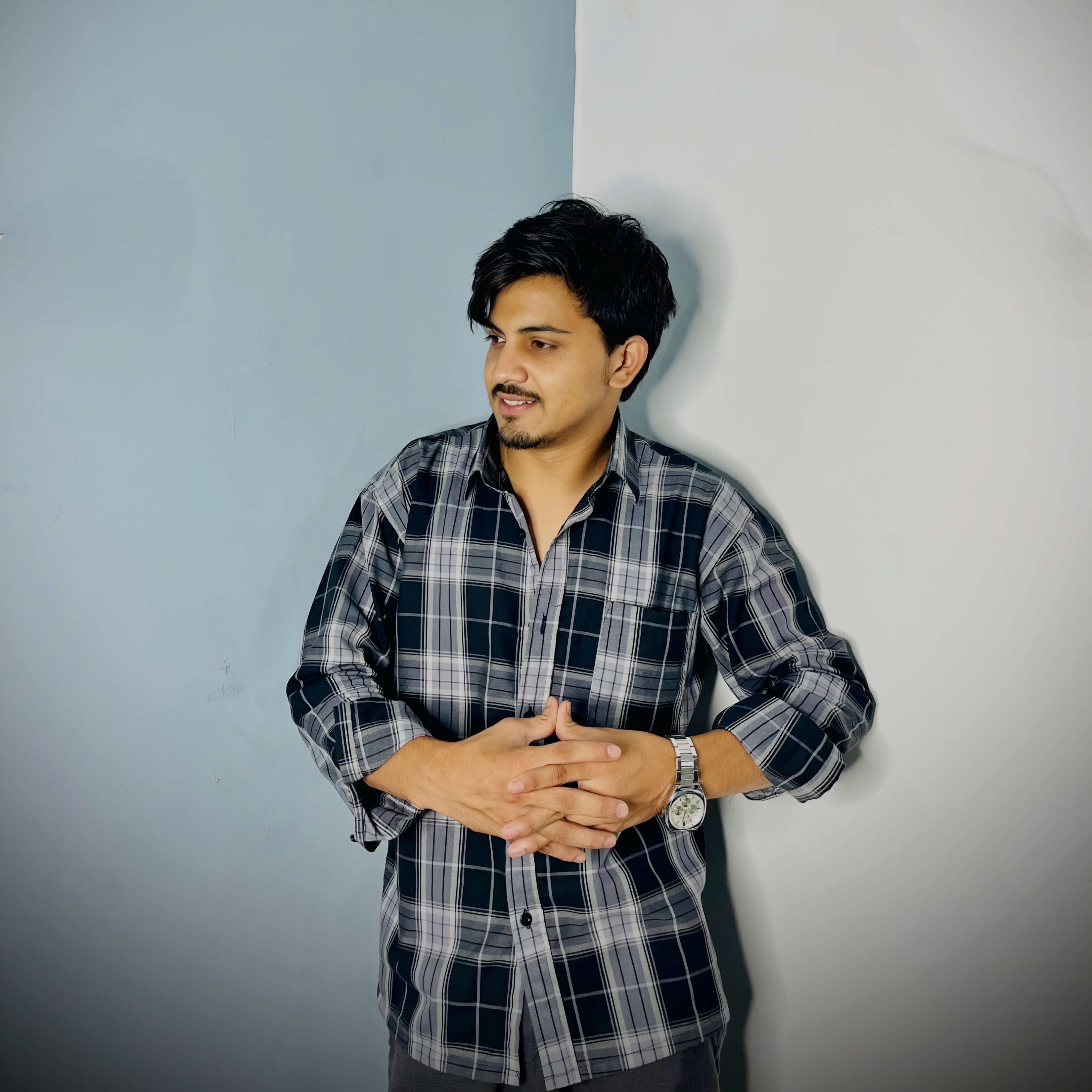 TLvastra Men's Boxy Fit Checked Shir